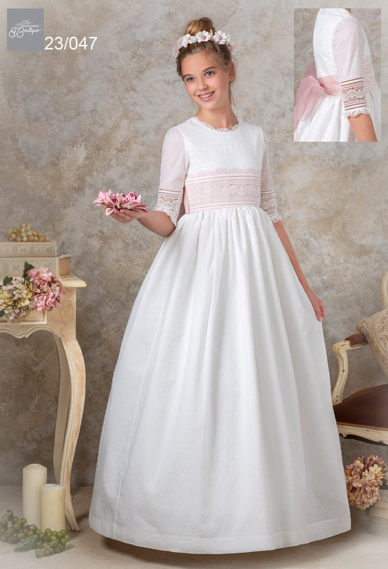 Picture of Communion Dress from The Communion Boutique. Contact our store at 7862822348 for more details.